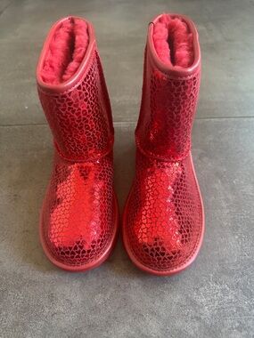 UGG Kids Red Sparkle Heart Winter Boots